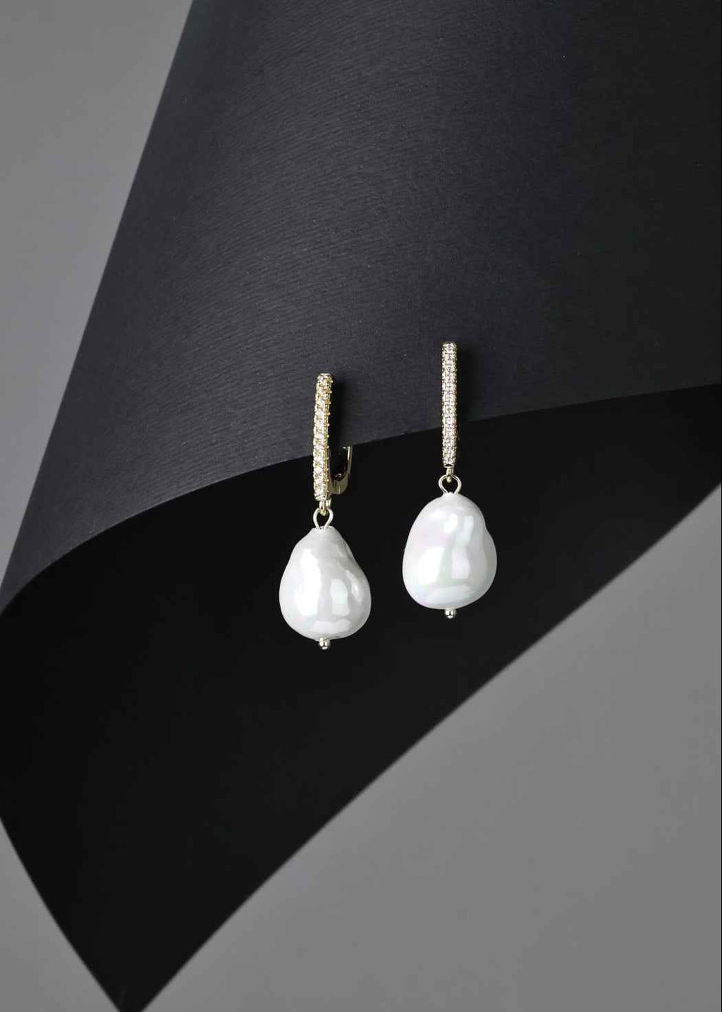 ALMA earrings