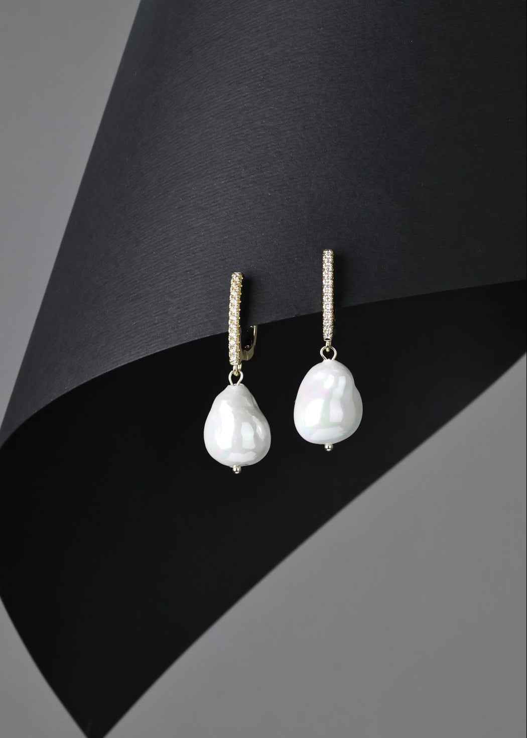 ALMA earrings