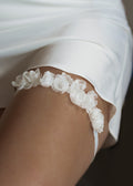 BLOOM Bridal elegant floral garter