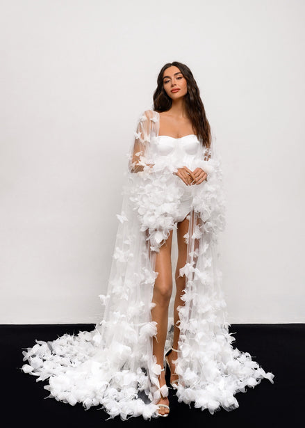 BUTTERFLY Voluminous Bridal Robe with Handcrafted Organza Butterflies