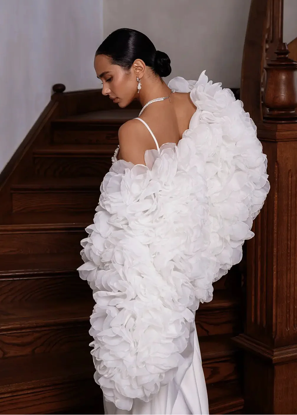 CROCUS jacket with 3D petals