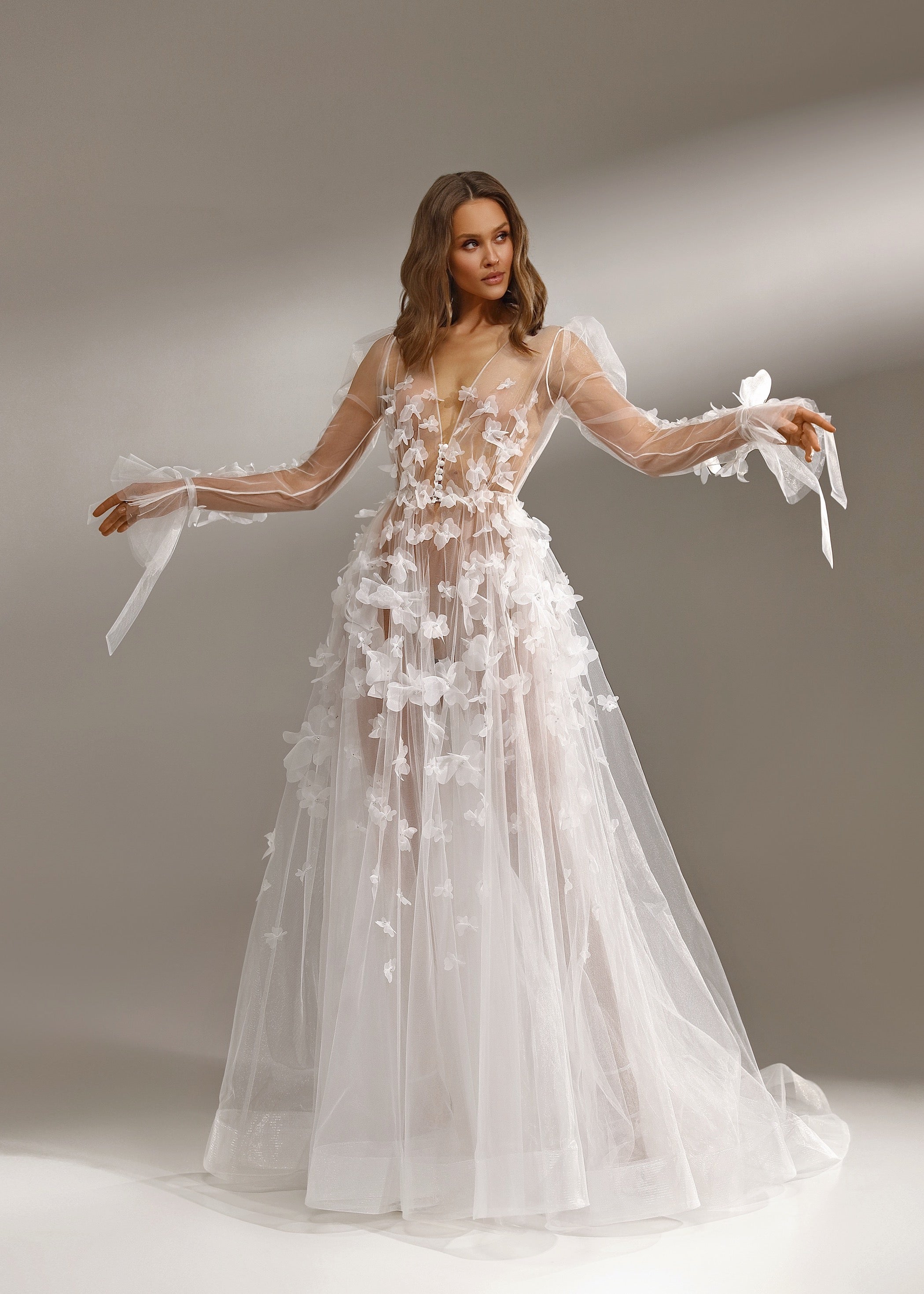 ELIZABETH boudoir dress with floral decration