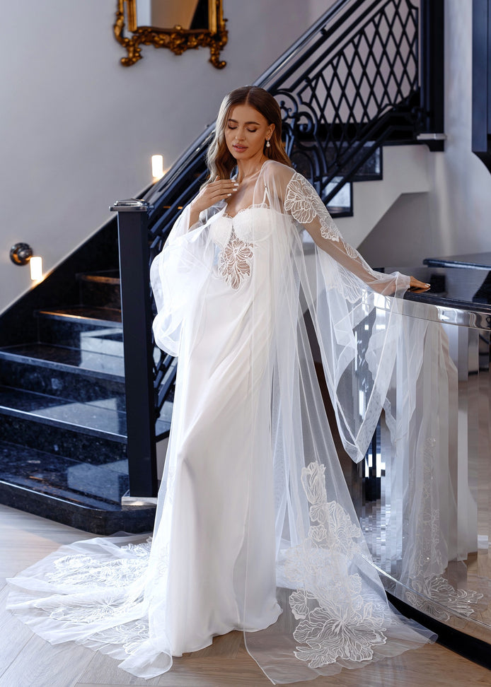 EMBER Floral Appliqué Peignoir