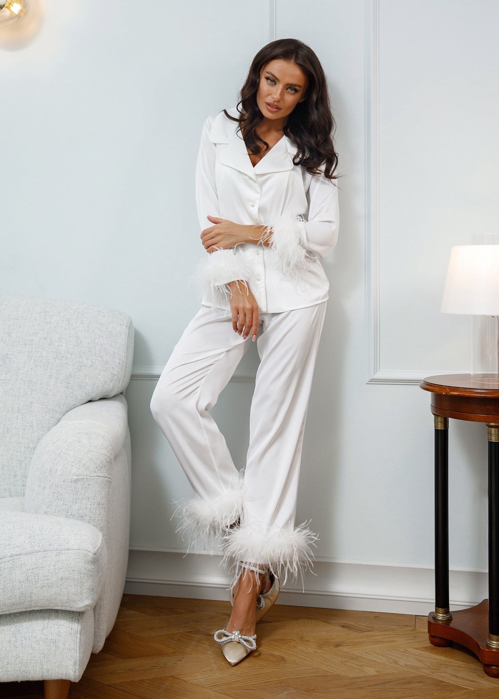 EMILIE Silk Pajama Set with Feathers in White