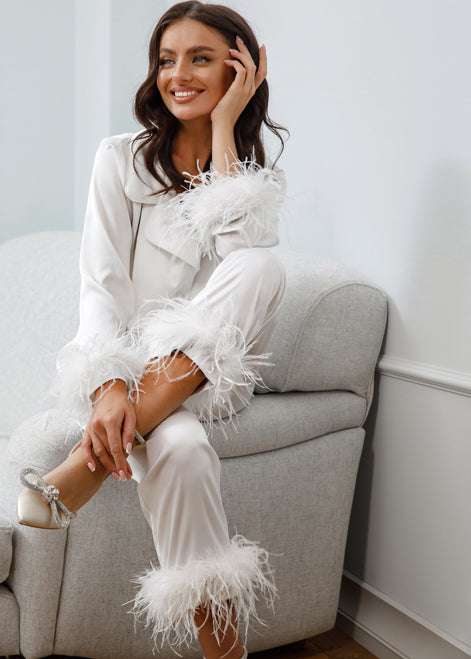 EMILIE Silk Pajama Set with Feathers in White