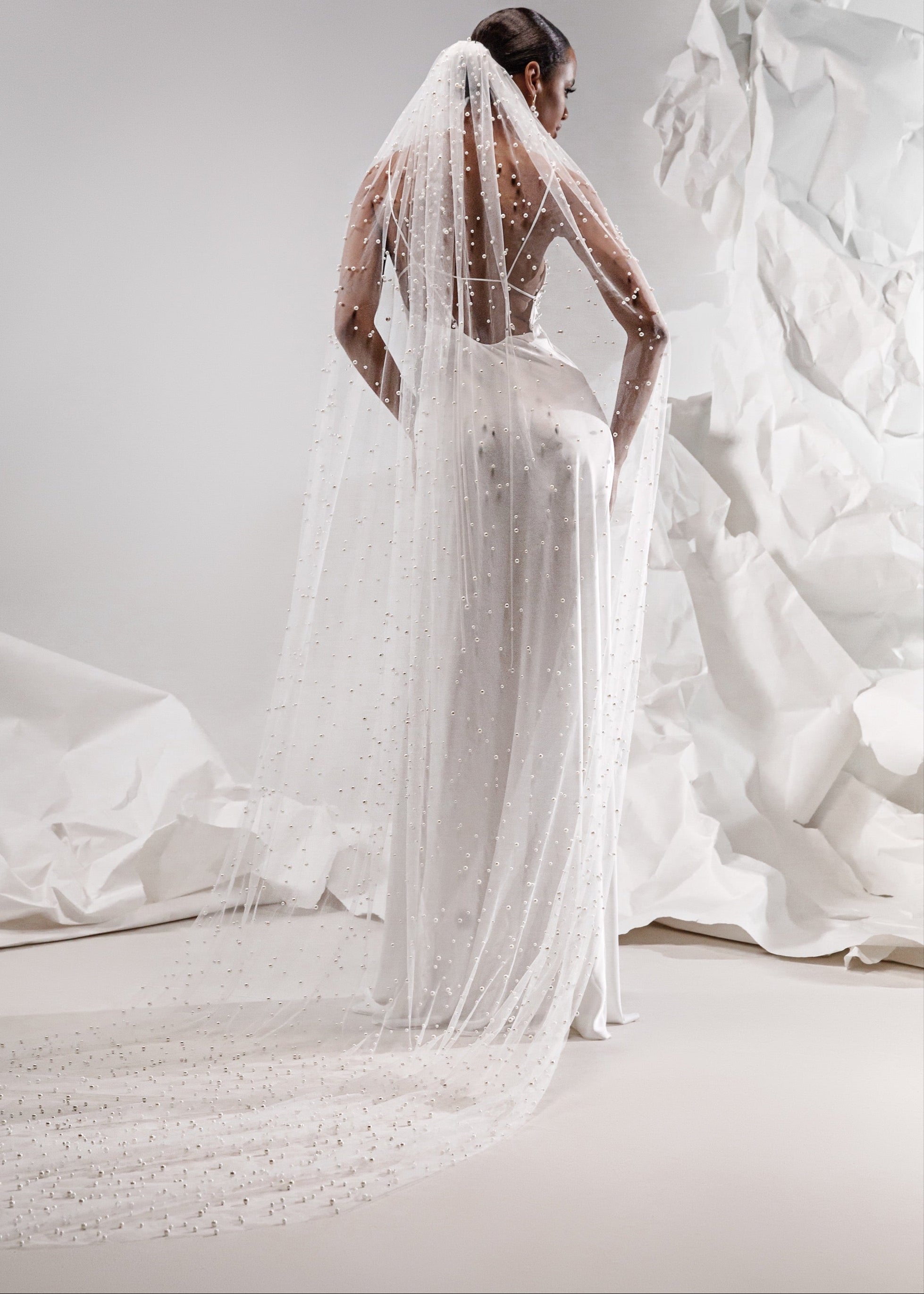 GIGI Pearl Bridal Veil