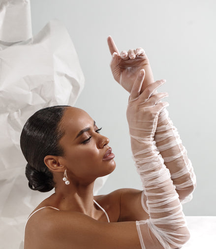 IVA bridal gloves
