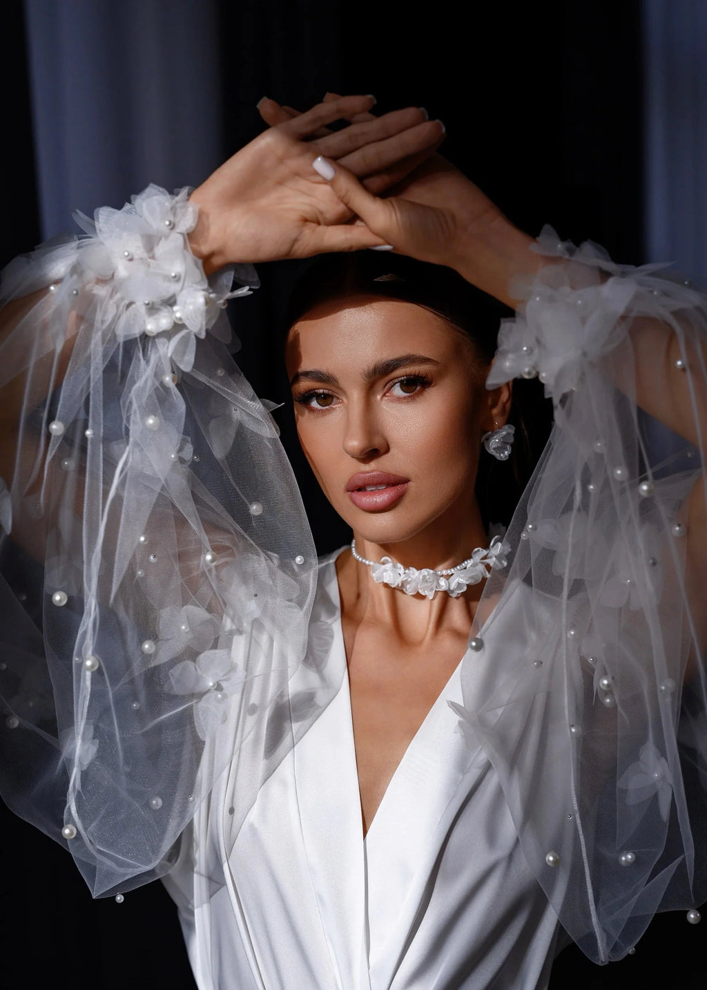 LINDA silk Ivory bridal robe with Butterflies and Pearls