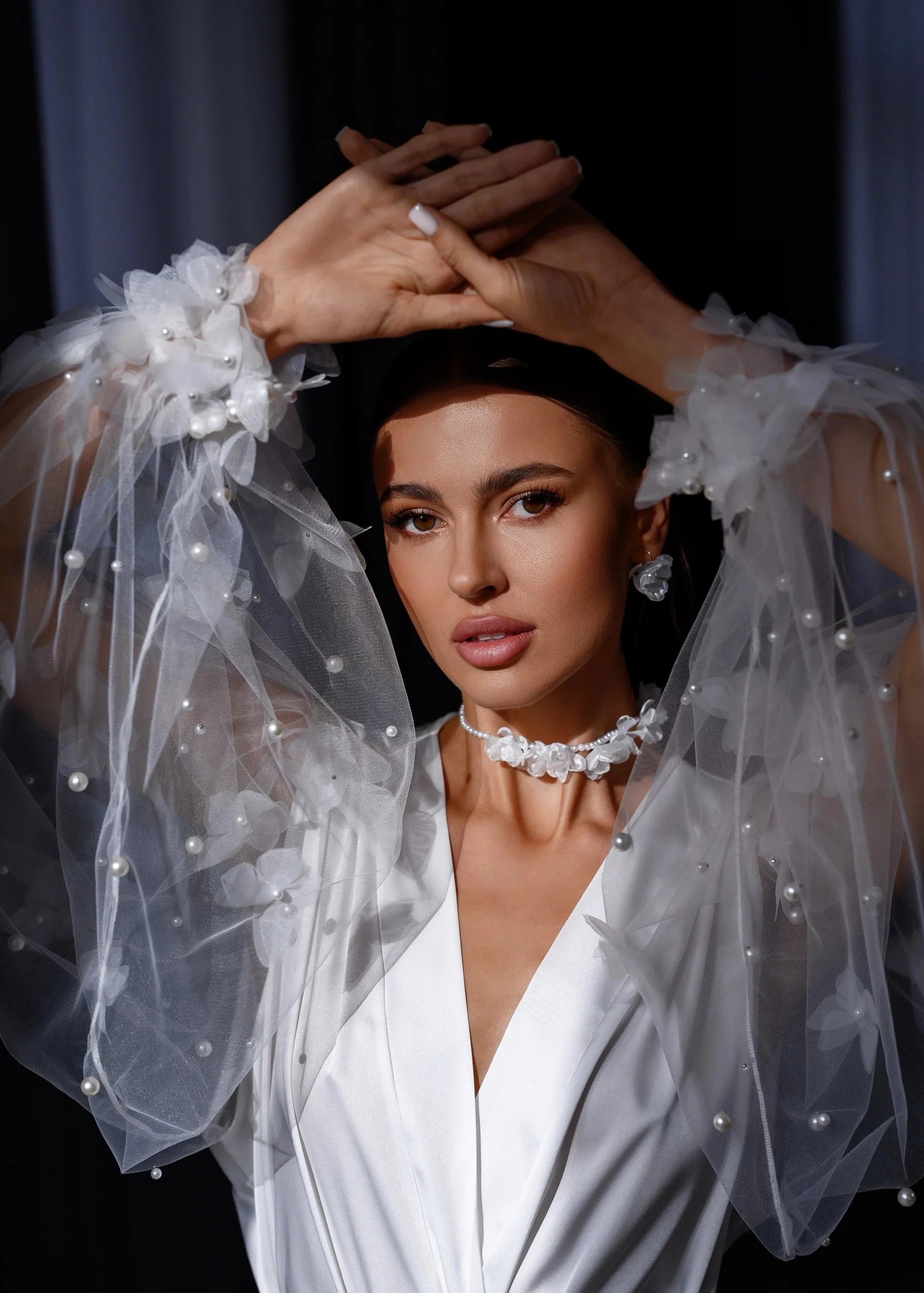 LINDA silk Ivory bridal robe with Butterflies and Pearls