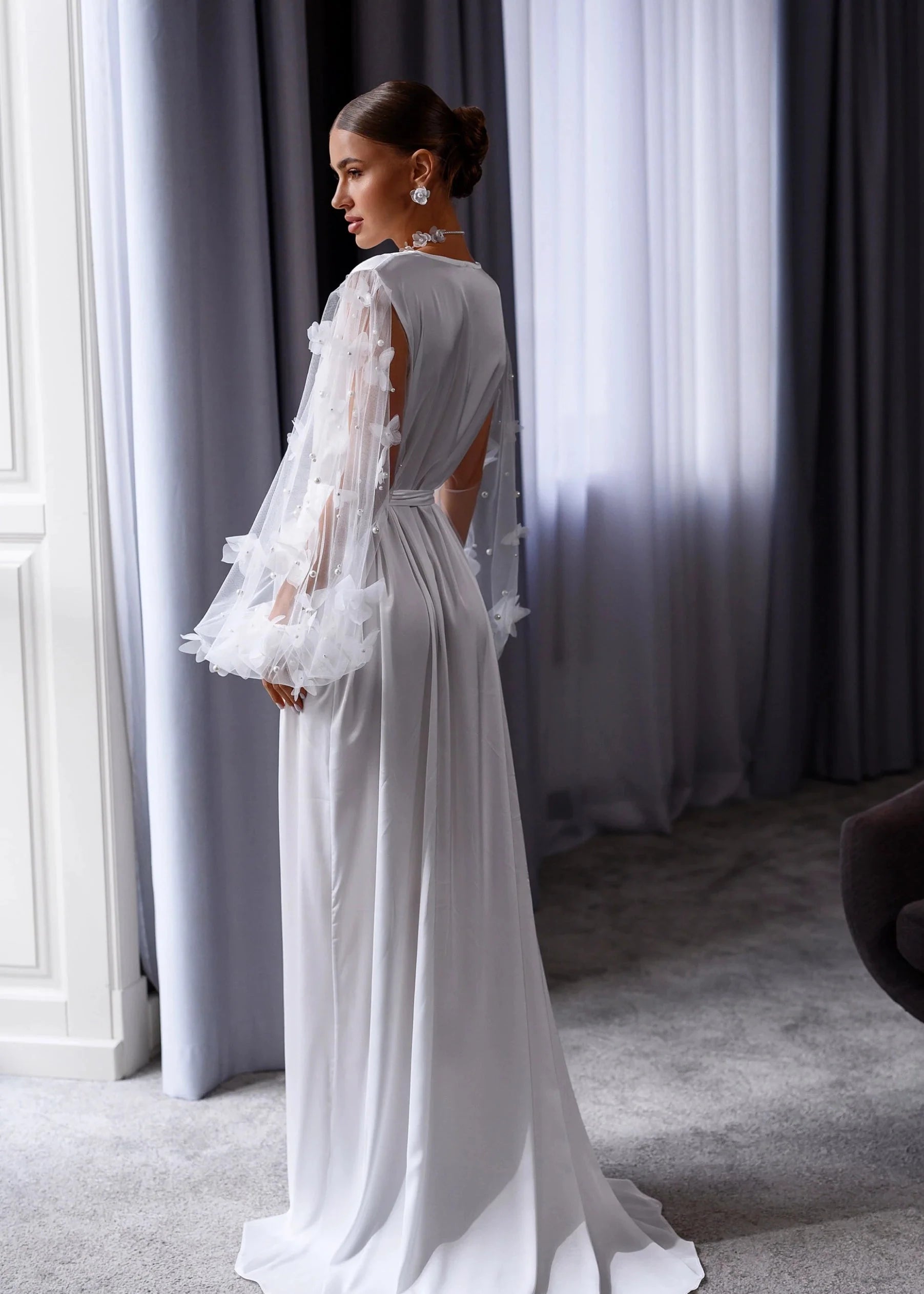 LINDA silk Ivory bridal robe with Butterflies and Pearls