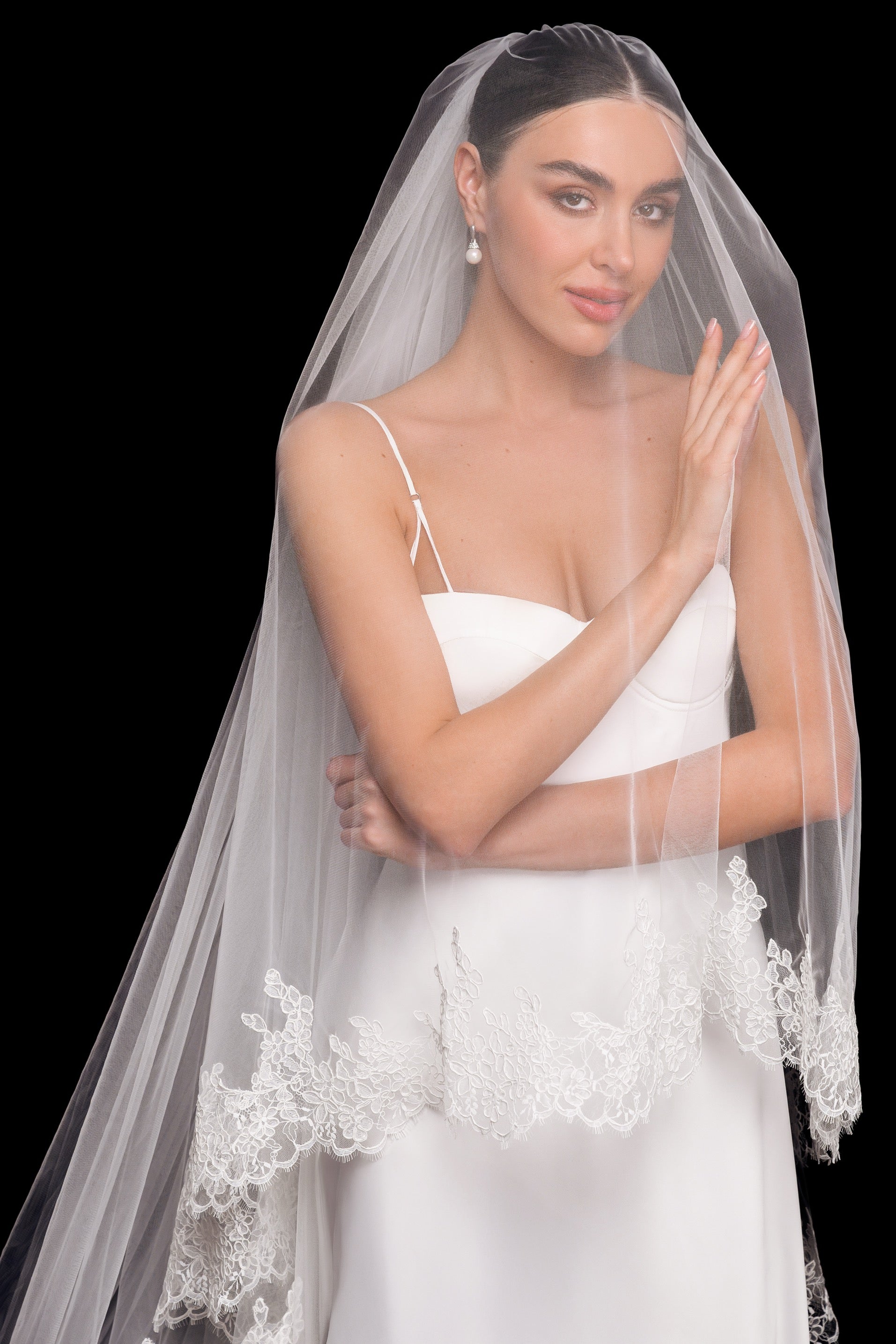 MADONNA Veil with Lace Trim