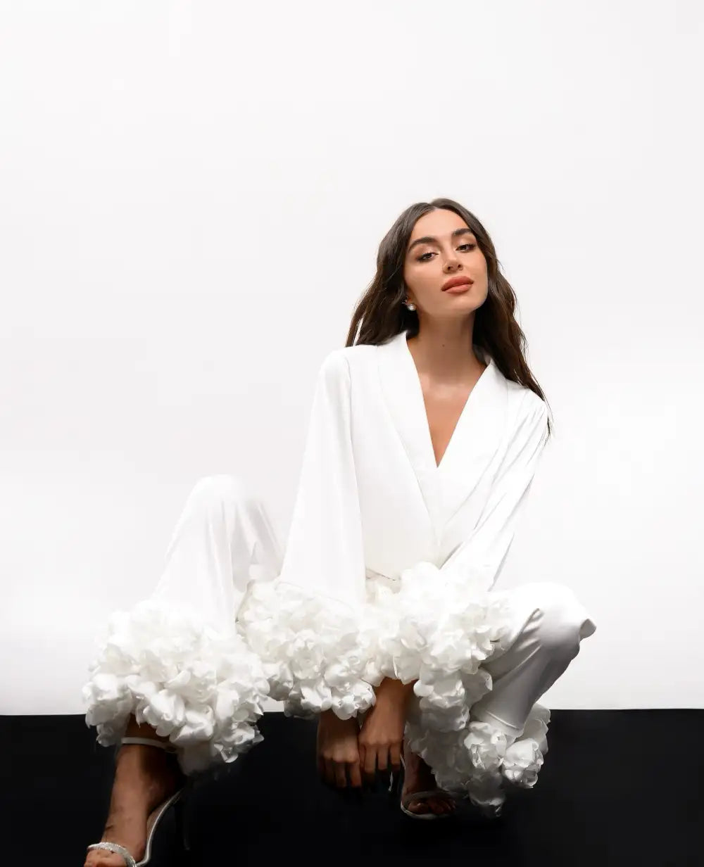 MEGANE WHITE pyjama set with voluminous flowers