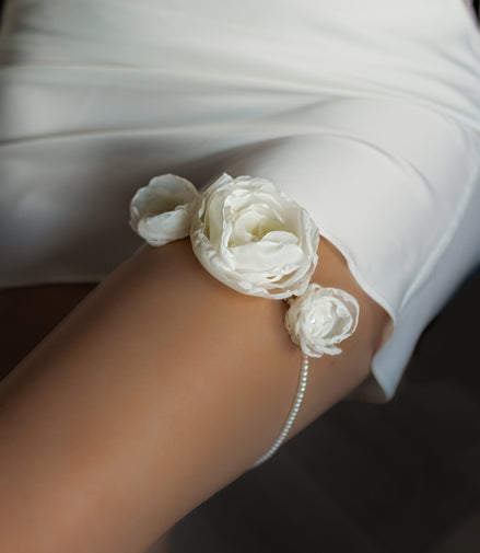 PEONY Bridal floral garter