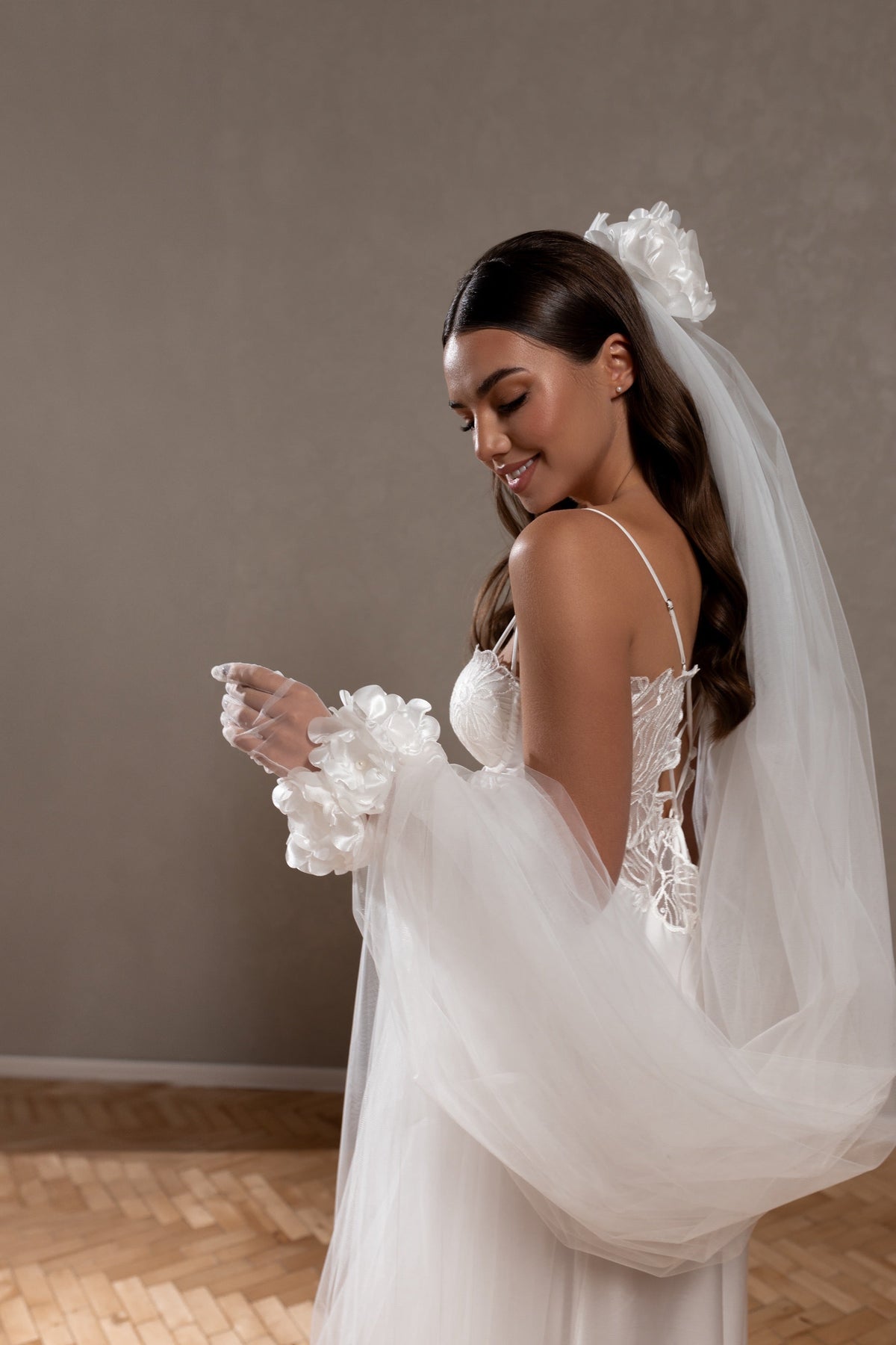 POLLY bridal veil with flowers