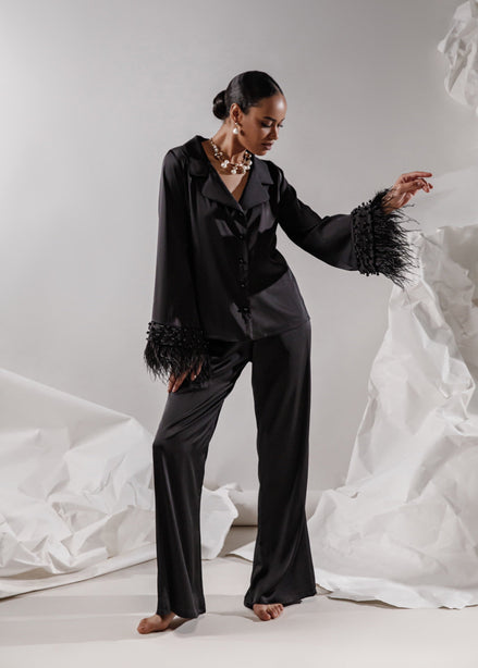 RACHEL Black silk pajama set with pearls and feathers