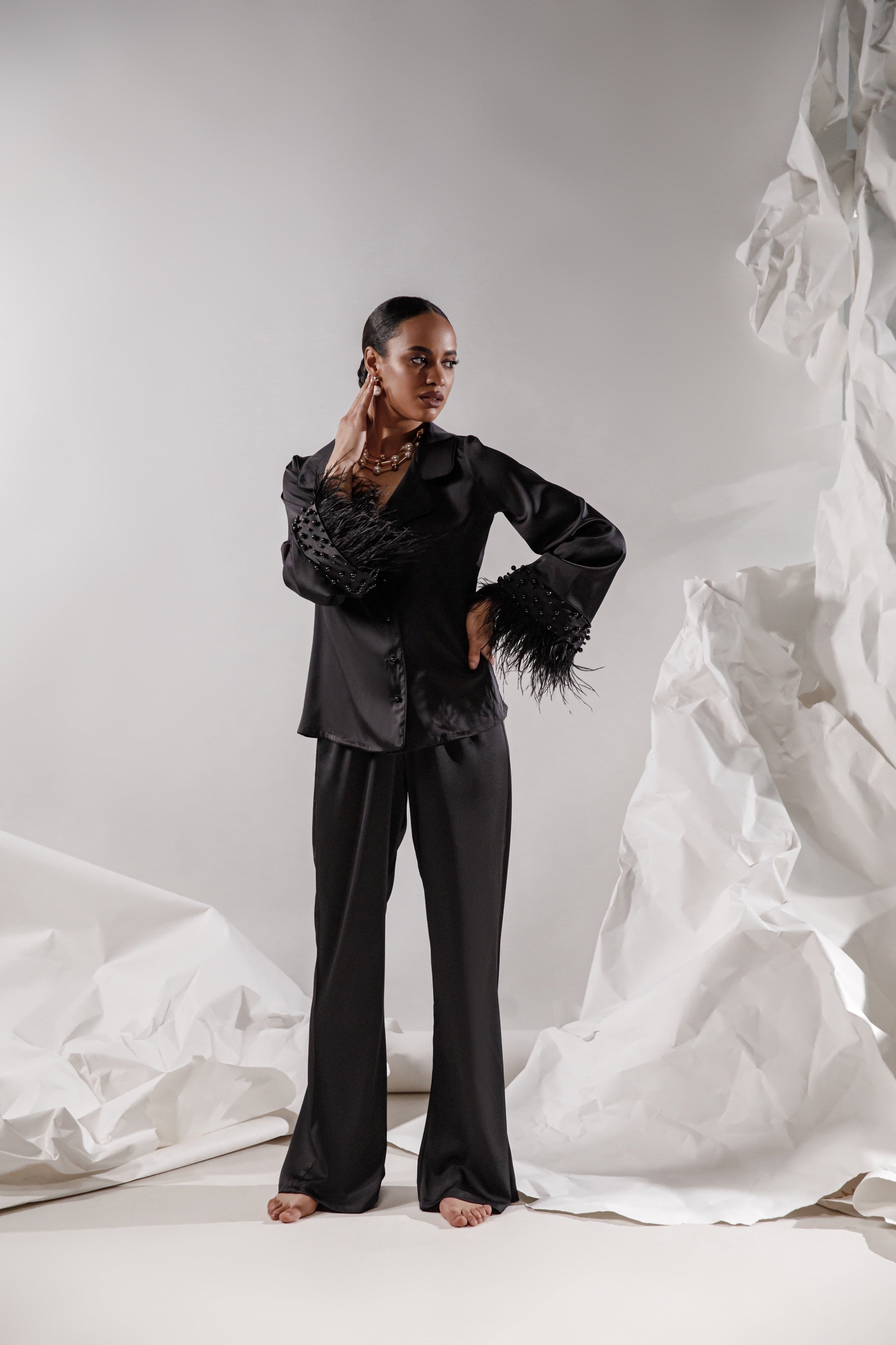 RACHEL Black silk pajama set with pearls and feathers