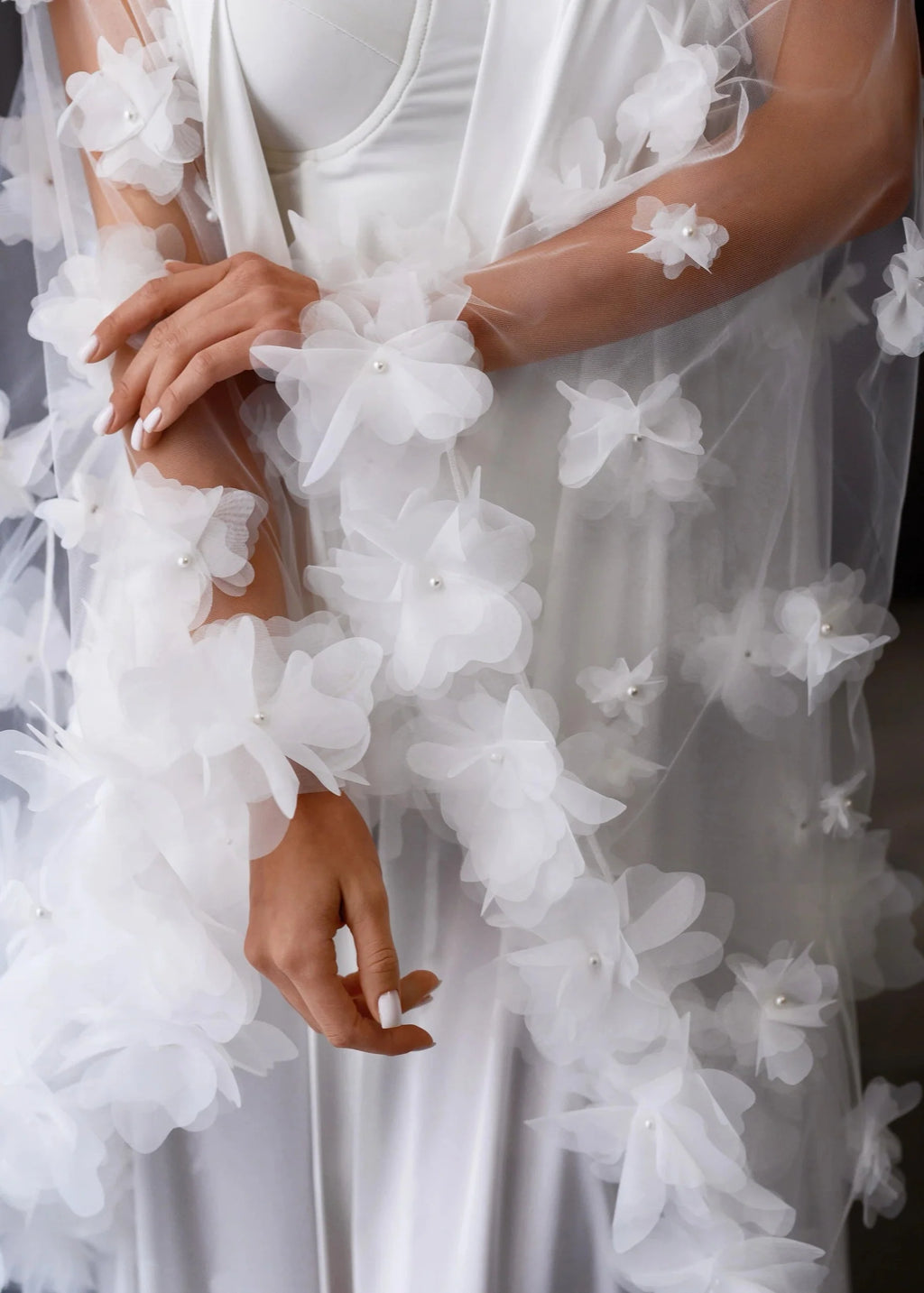 VIOLA Bridal Silk Robe with Floral Tulle Sleeves