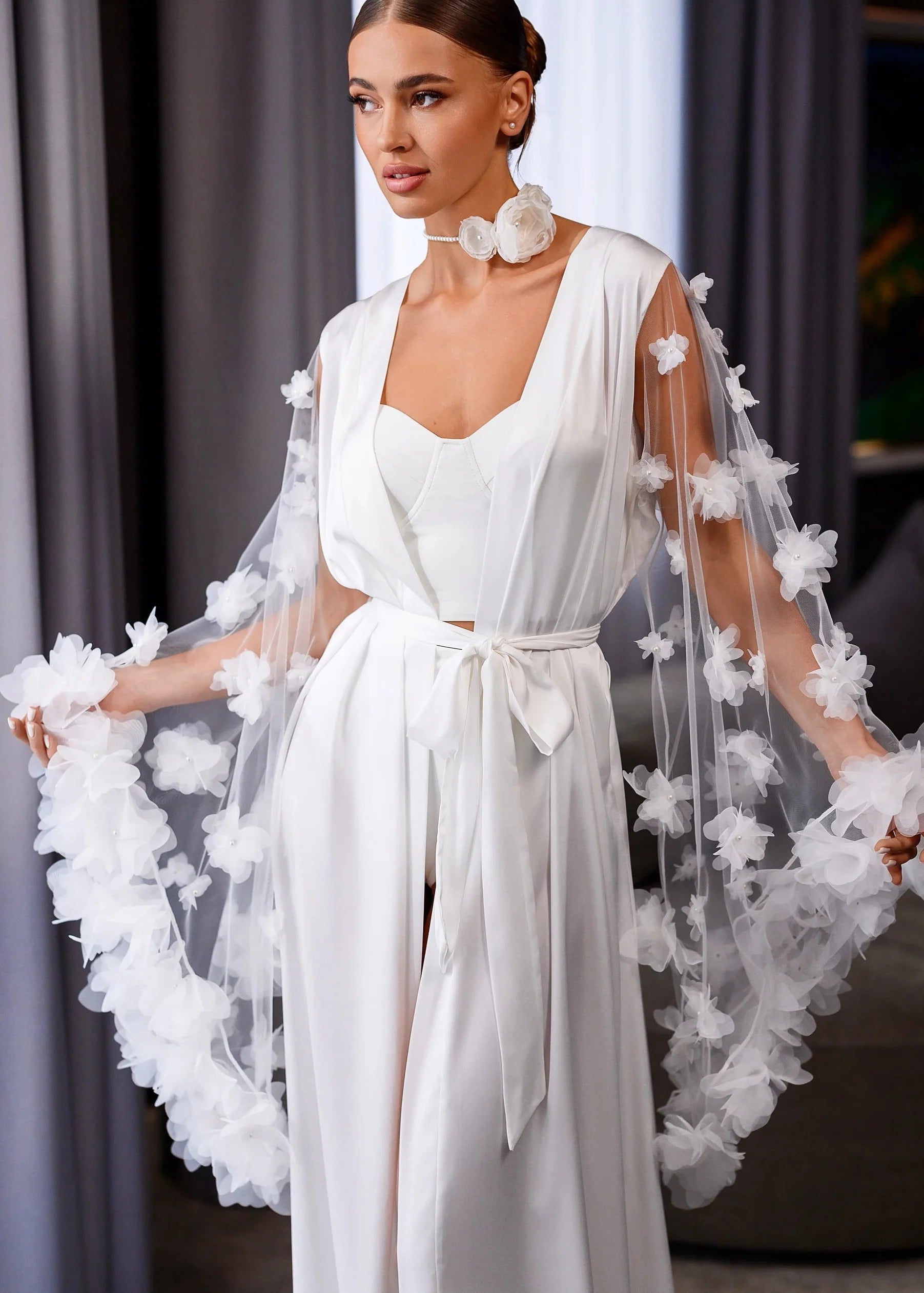 VIOLA Bridal Silk Robe with Floral Tulle Sleeves