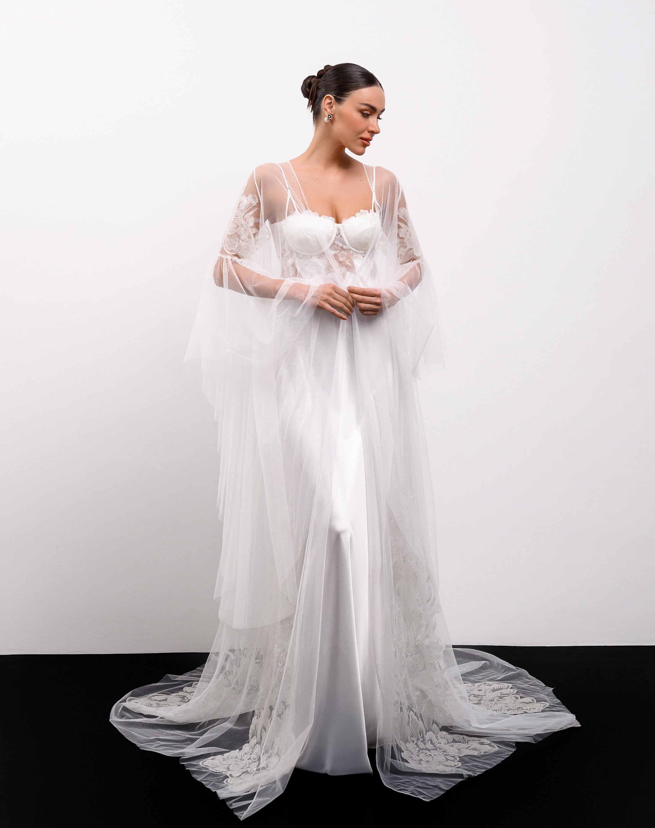 WINGS elegant robe with application