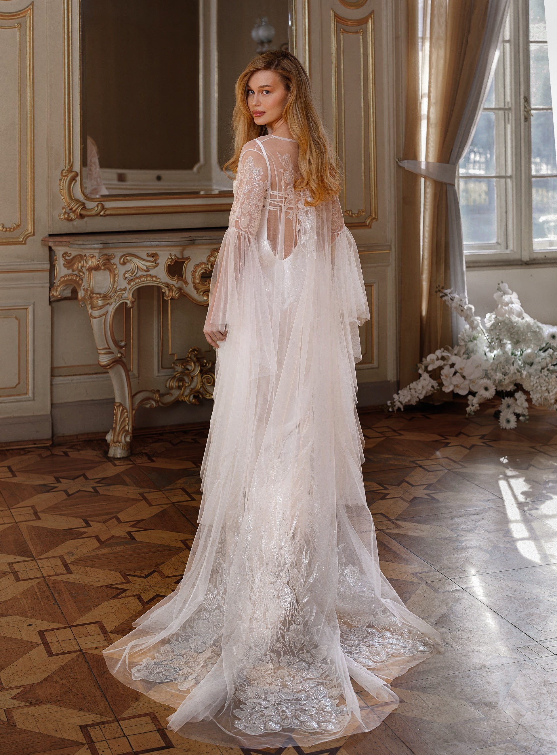 WINGS elegant robe with application